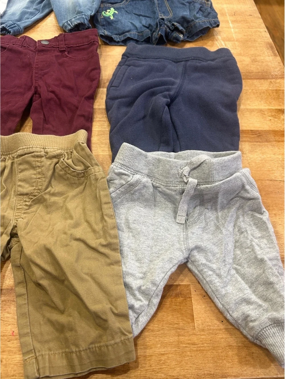 Baby boy Pants and Overalls Lot Size 0-3 Months
